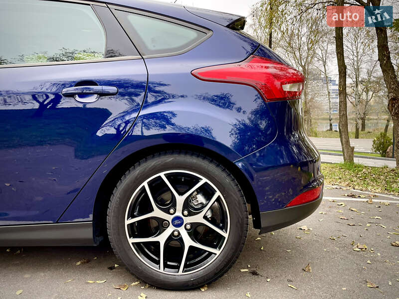 Хэтчбек Ford Focus 2017 в Киеве