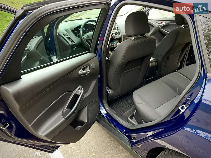 Хэтчбек Ford Focus 2017 в Киеве