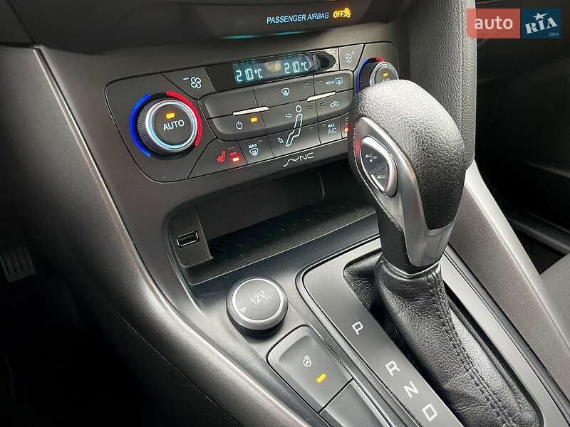 Хэтчбек Ford Focus 2017 в Киеве