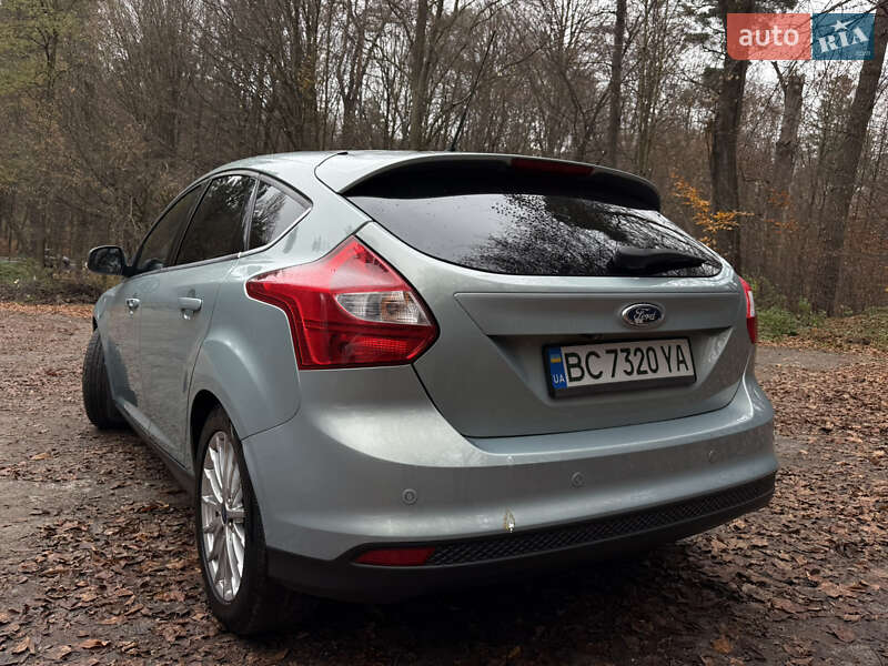 Хэтчбек Ford Focus 2013 в Львове