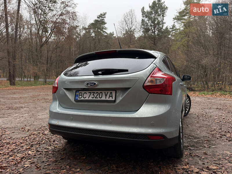 Хэтчбек Ford Focus 2013 в Львове