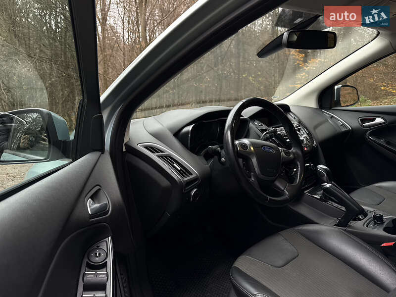 Хэтчбек Ford Focus 2013 в Львове