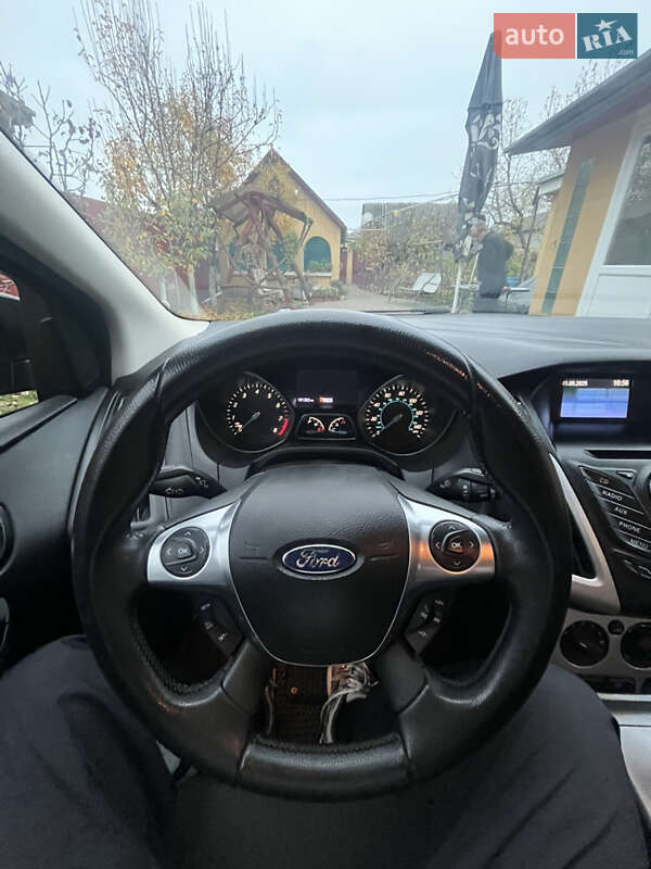 Седан Ford Focus 2013 в Черкасах