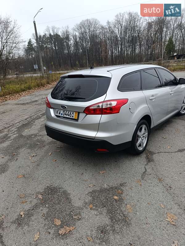 Универсал Ford Focus 2011 в Житомире фото 24 Универсал Ford Focus 2011 в Житомире