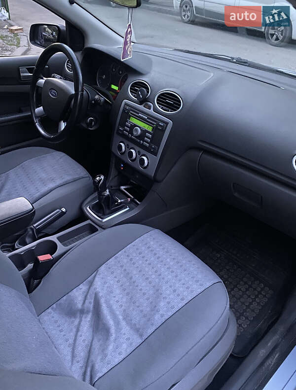 Седан Ford Focus 2006 в Львове