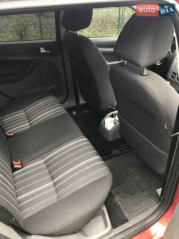 Універсал Ford Focus 2008 в Красному