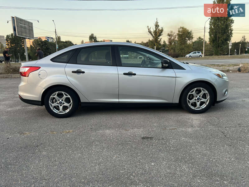 Седан Ford Focus 2012 в Запорожье фото 8 Седан Ford Focus 2012 в Запорожье