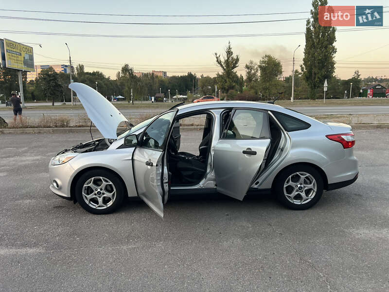 Седан Ford Focus 2012 в Запорожье фото 32 Седан Ford Focus 2012 в Запорожье