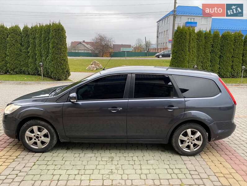 Універсал Ford Focus 2010 в Дунаївцях