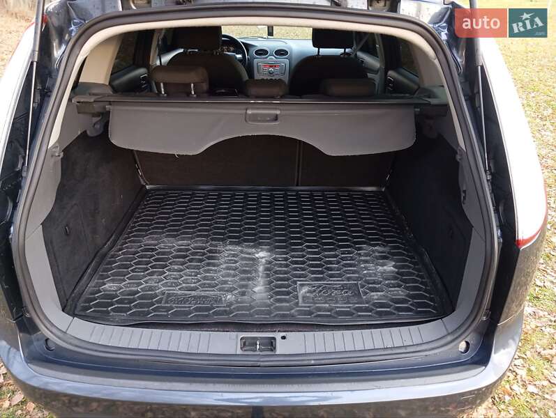 Універсал Ford Focus 2008 в Почаєві