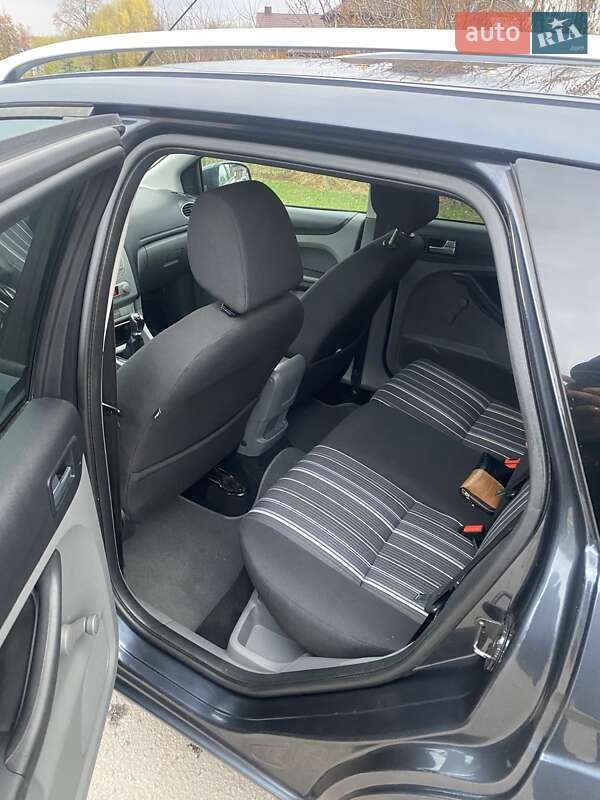 Универсал Ford Focus 2009 в Луцке