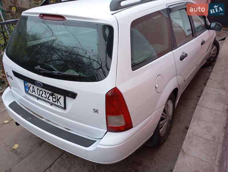 Универсал Ford Focus 2001 в Смеле