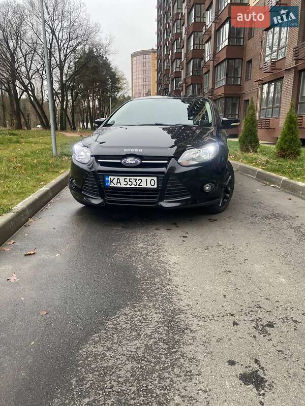 Седан Ford Focus 2014 в Чернигове