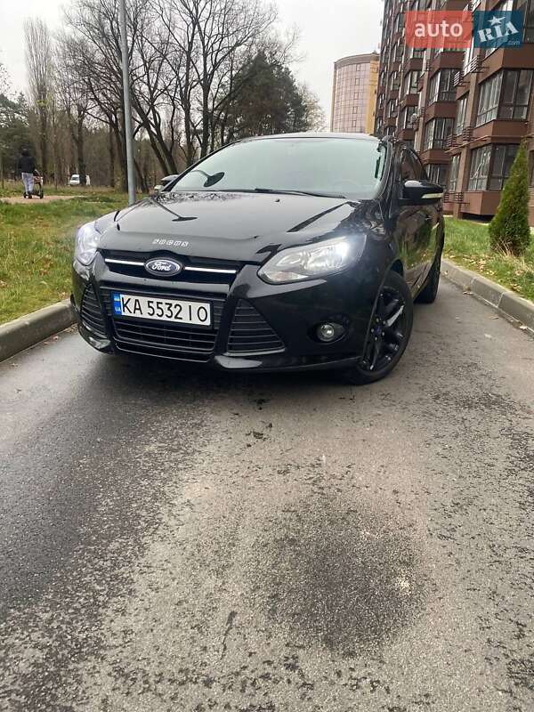 Седан Ford Focus 2014 в Чернигове