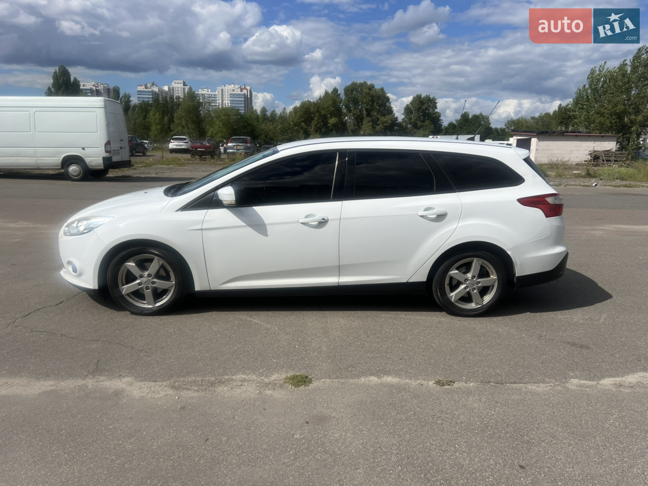 2011 Ford Focus - мініатюра 9