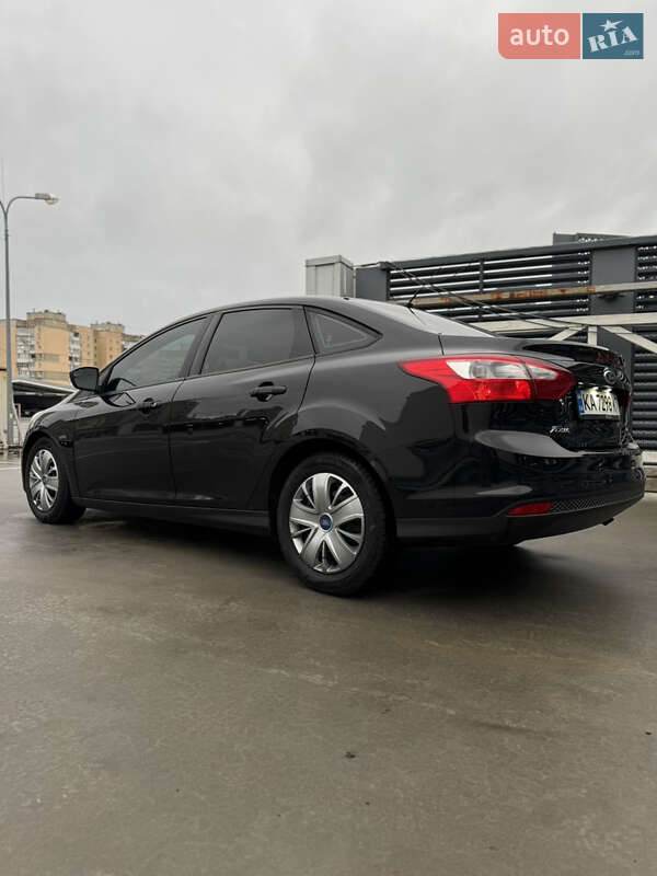 Седан Ford Focus 2011 в Киеве