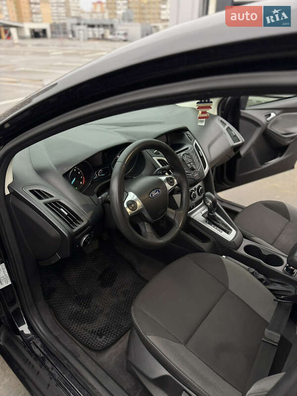 Седан Ford Focus 2011 в Киеве