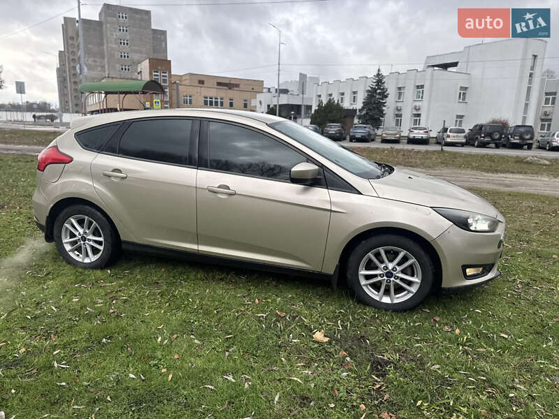 Хетчбек Ford Focus 2017 в Києві фото 12 Хетчбек Ford Focus 2017 в Києві