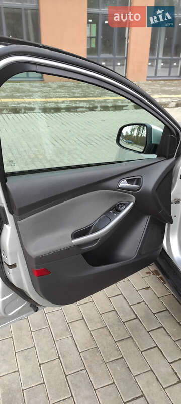 Хетчбек Ford Focus 2011 в Львові