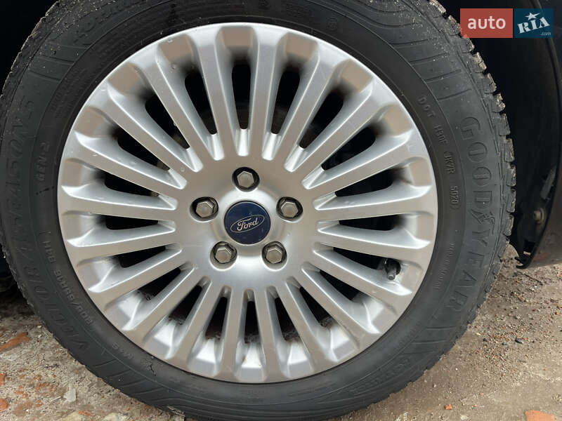 Универсал Ford Focus 2010 в Ахтырке