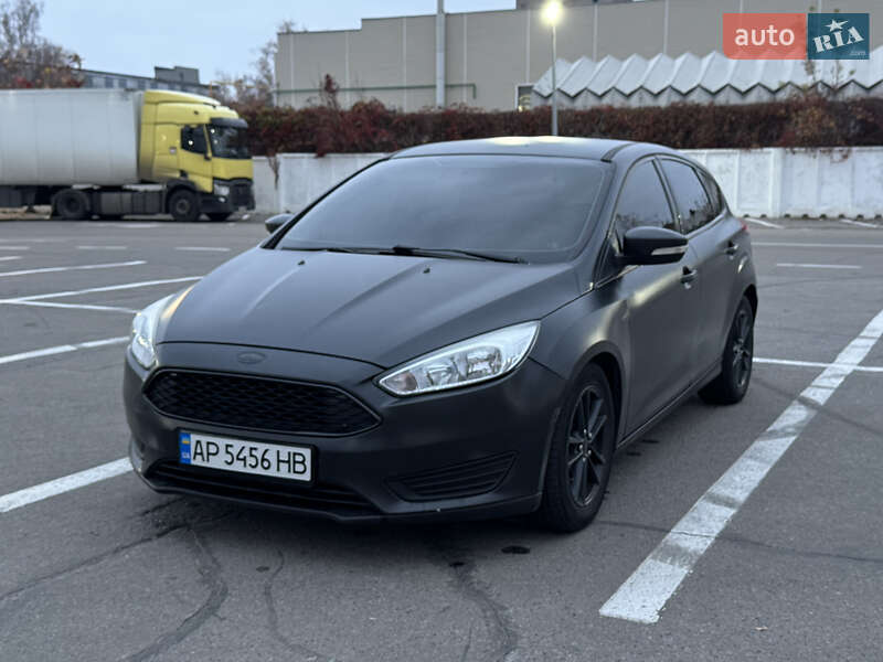 Хетчбек Ford Focus 2015 в Полтаві фото Хетчбек Ford Focus 2015 в Полтаві