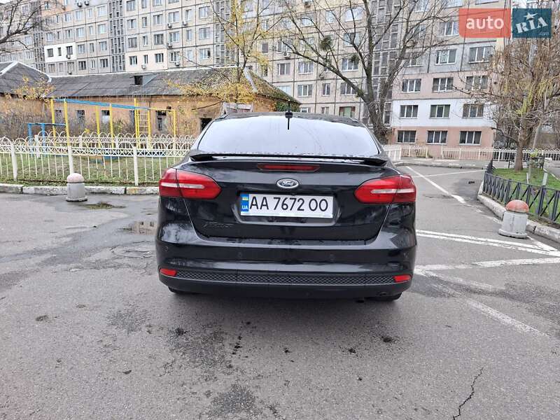 Седан Ford Focus 2015 в Києві фото 6 Седан Ford Focus 2015 в Києві