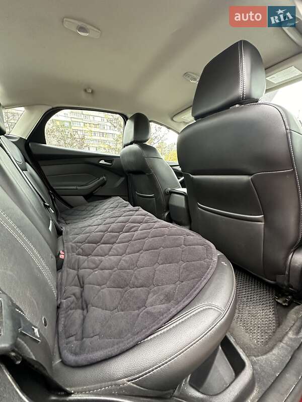 Седан Ford Focus 2014 в Сумах