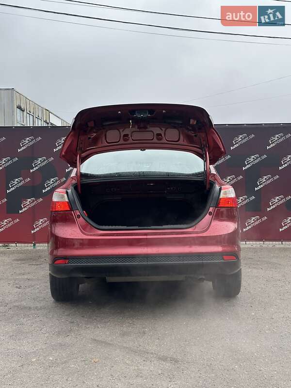Седан Ford Focus 2014 в Сумах