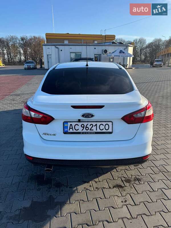 Седан Ford Focus 2013 в Луцке фото 3 Седан Ford Focus 2013 в Луцке