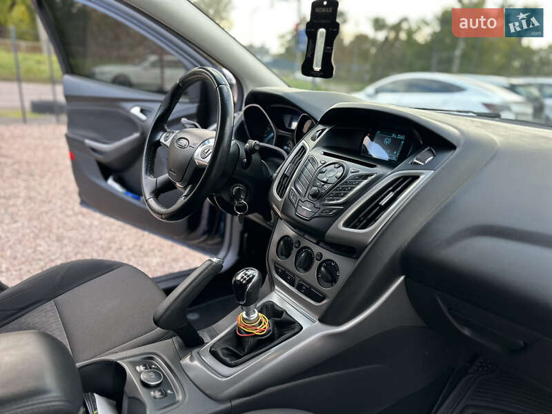 Універсал Ford Focus 2014 в Рівному фото 31 Універсал Ford Focus 2014 в Рівному