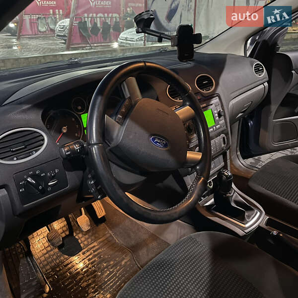 Універсал Ford Focus 2005 в Чернівцях фото 10 Універсал Ford Focus 2005 в Чернівцях