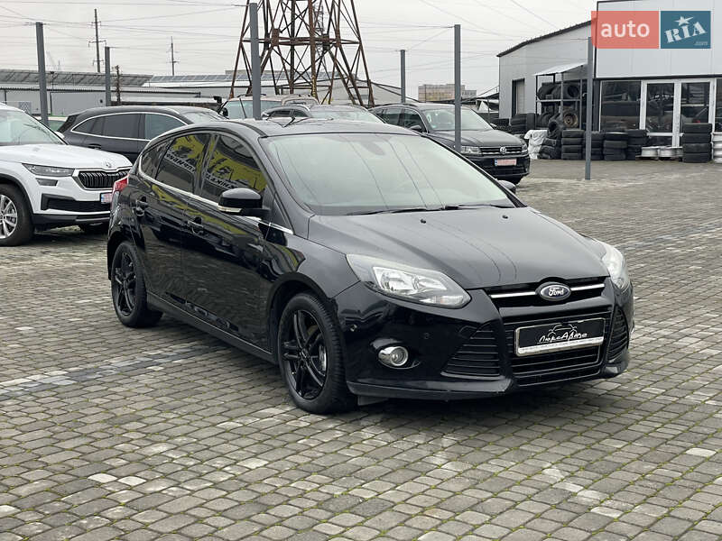 Хэтчбек Ford Focus 2012 в Мукачево