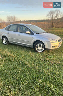 Седан Ford Focus 2007 в Южноукраинске