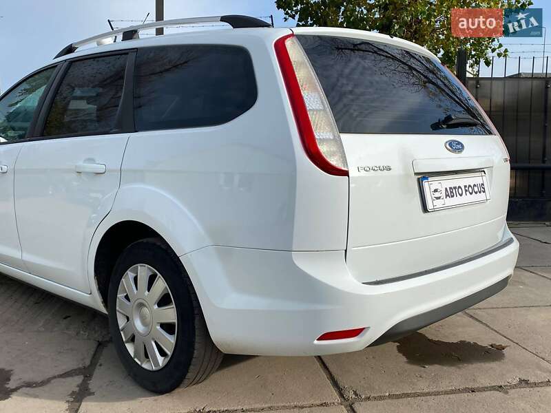 Універсал Ford Focus 2010 в Києві фото 8 Універсал Ford Focus 2010 в Києві