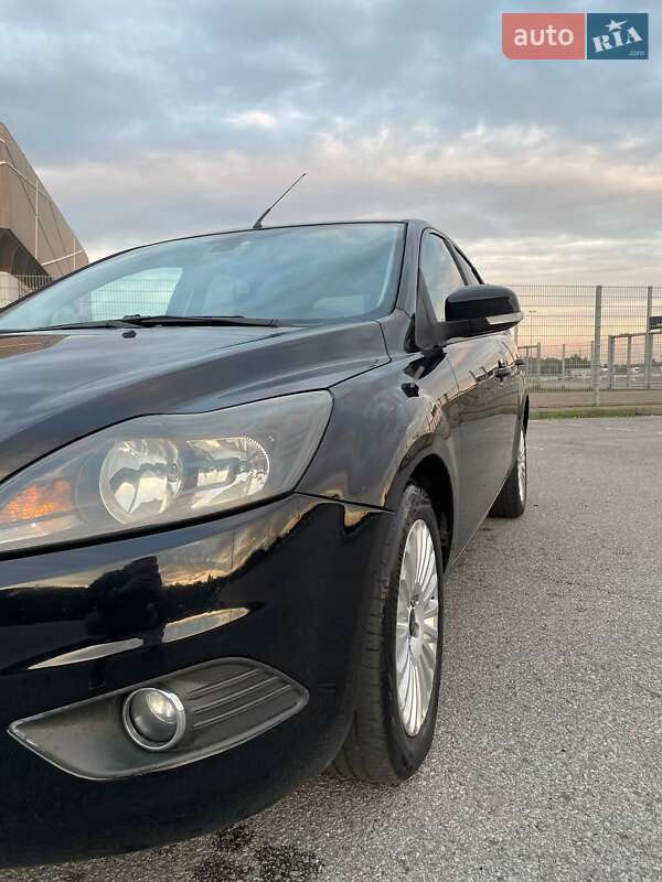 Хетчбек Ford Focus 2008 в Львові фото 17 Хетчбек Ford Focus 2008 в Львові