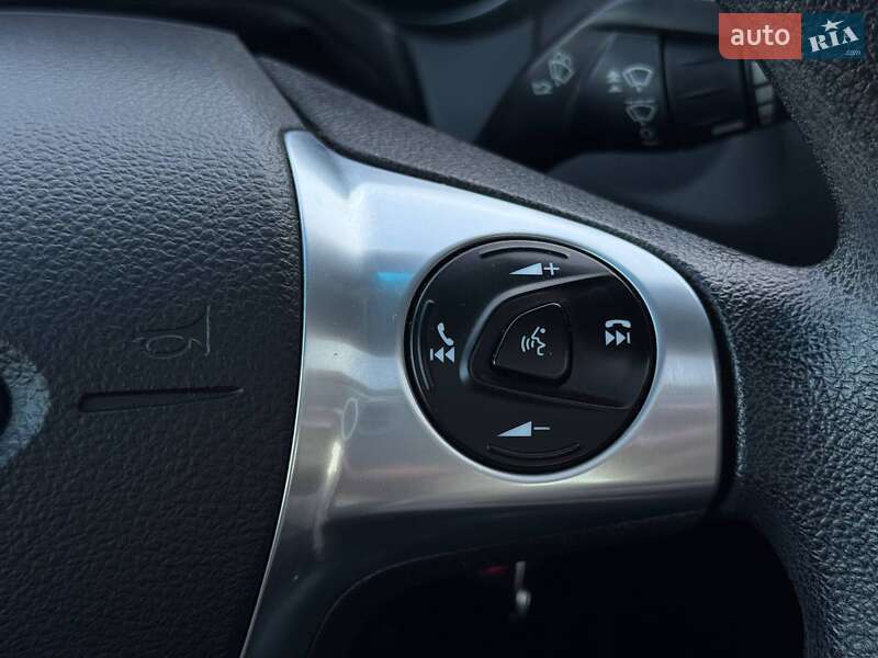 Седан Ford Focus 2014 в Рівному фото 40 Седан Ford Focus 2014 в Рівному
