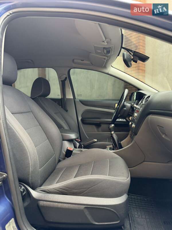 Універсал Ford Focus 2008 в Івано-Франківську фото 2 Універсал Ford Focus 2008 в Івано-Франківську