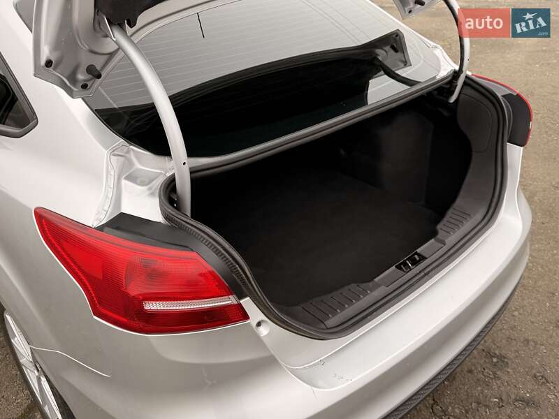 Седан Ford Focus 2018 в Одессе