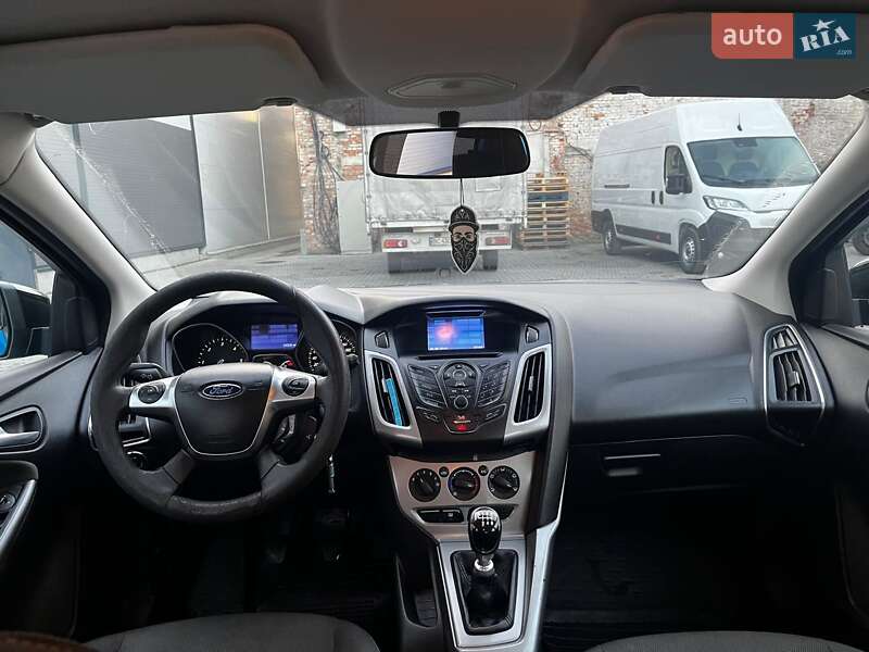 Универсал Ford Focus 2012 в Львове фото 2 Универсал Ford Focus 2012 в Львове