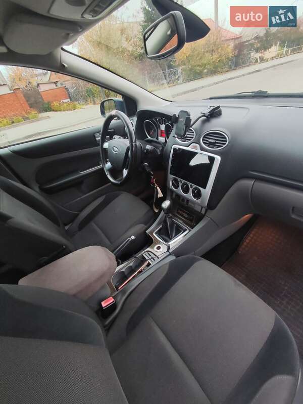 Хэтчбек Ford Focus 2008 в Днепре