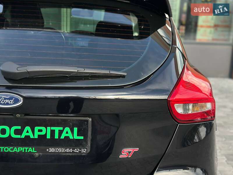 Хэтчбек Ford Focus 2017 в Киеве