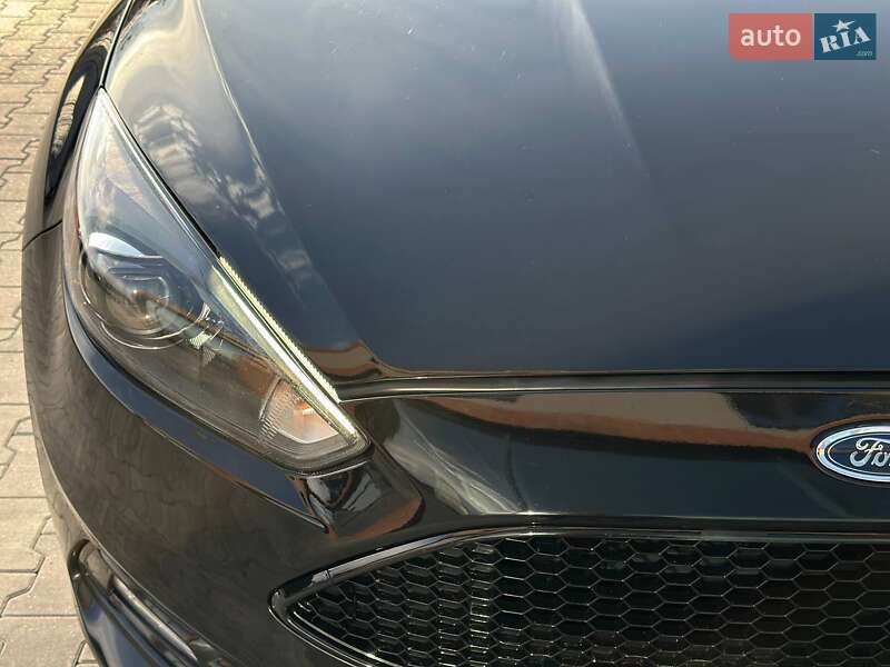 Хэтчбек Ford Focus 2017 в Киеве