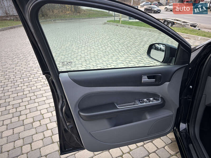 Универсал Ford Focus 2010 в Ивано-Франковске фото 25 Универсал Ford Focus 2010 в Ивано-Франковске
