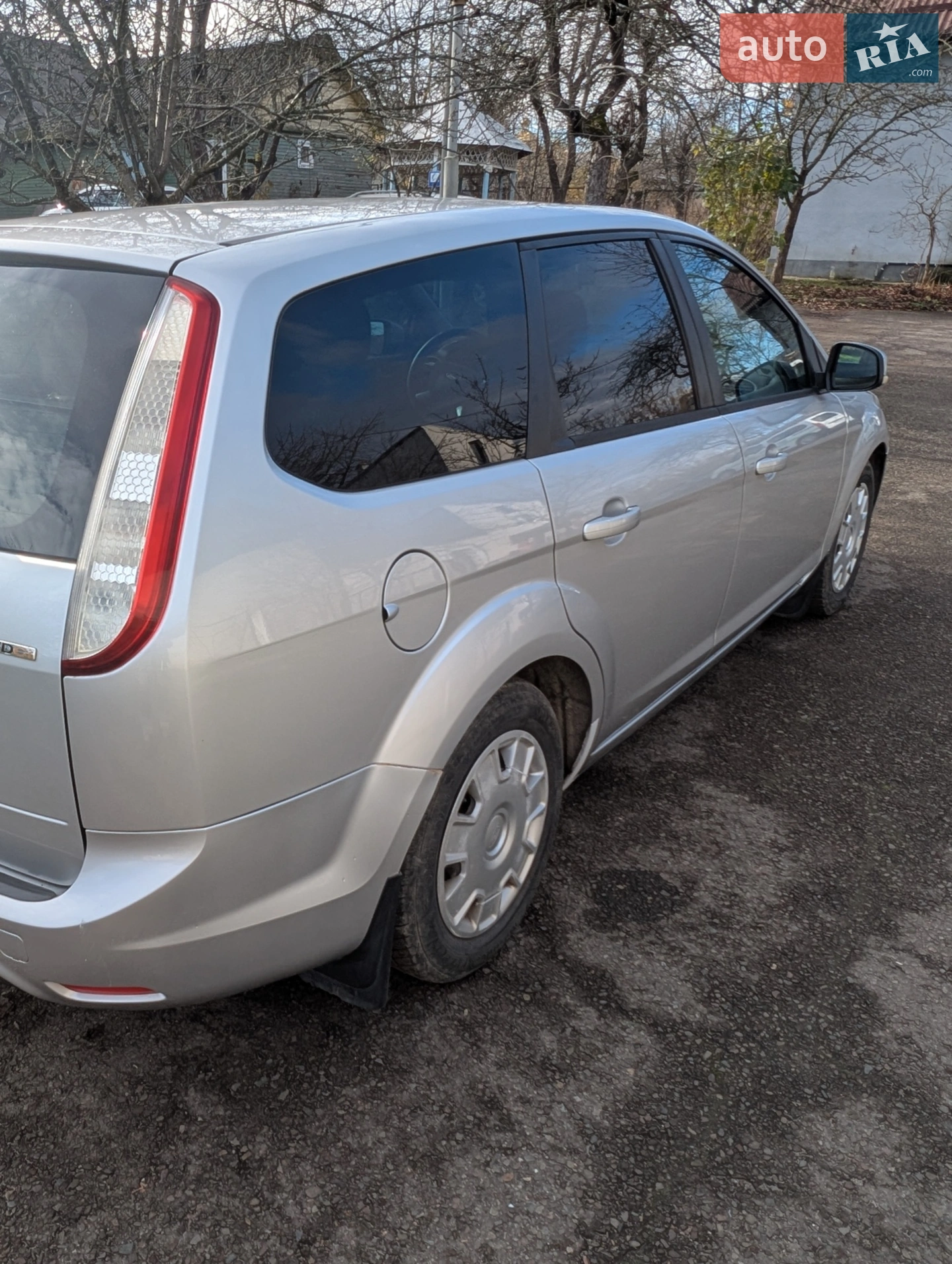 2010 Ford Focus - мініатюра 3