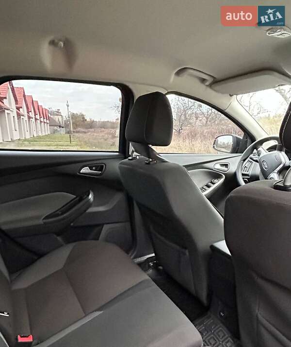 Универсал Ford Focus 2011 в Гадяче