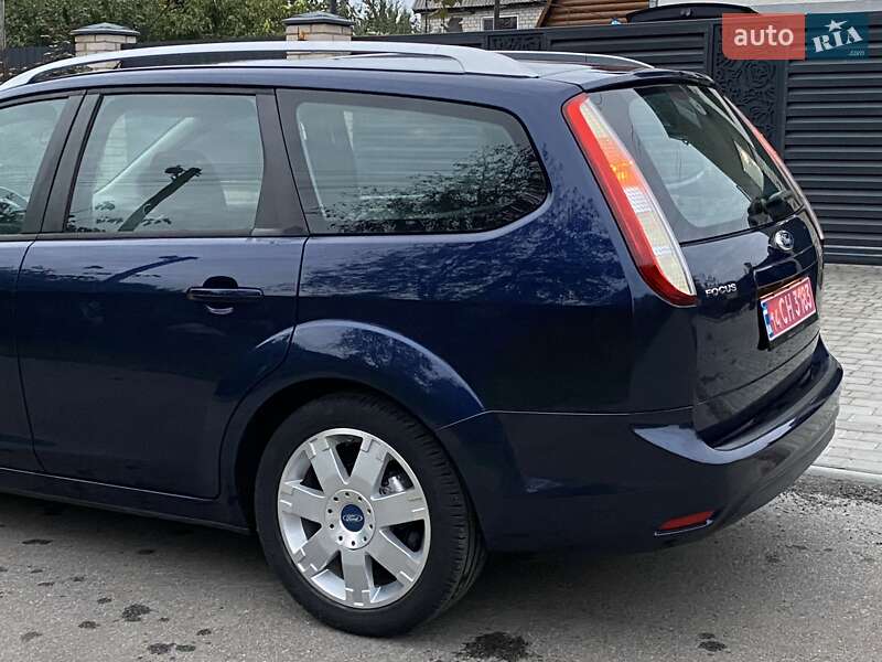 Универсал Ford Focus 2010 в Христиновке