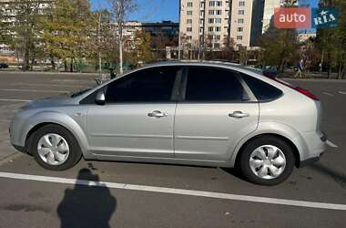 Хэтчбек Ford Focus 2007 в Киеве