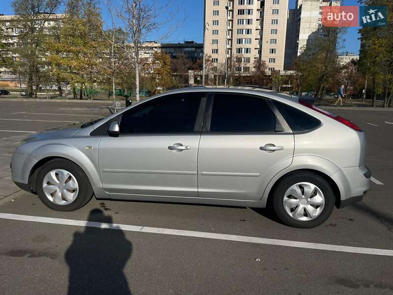 Хэтчбек Ford Focus 2007 в Киеве фото 10 Хэтчбек Ford Focus 2007 в Киеве