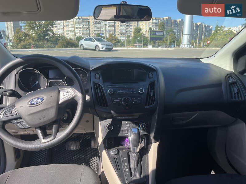 Седан Ford Focus 2015 в Киеве фото 19 Седан Ford Focus 2015 в Киеве