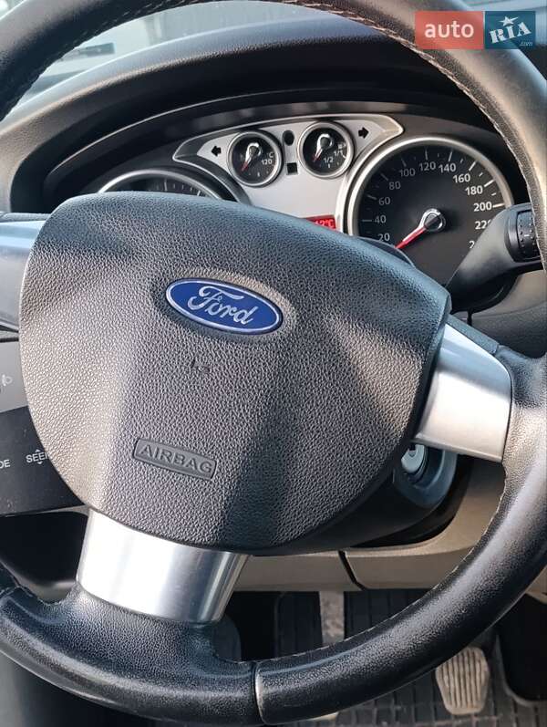 Хэтчбек Ford Focus 2011 в Днепре фото 7 Хэтчбек Ford Focus 2011 в Днепре